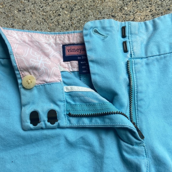 vineyard vines shorts - Picture 5 of 5